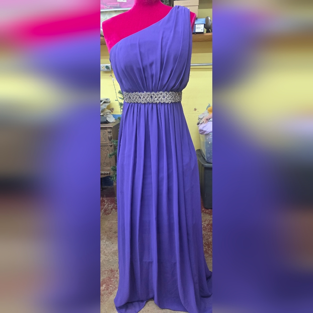 Elegant Purple One-Shoulder Dress